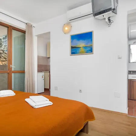 Apartment Cico-2 By Interhome Selca kod Bogomolja