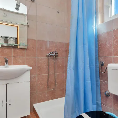 Cico-2 By Interhome Selca kod Bogomolja